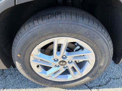 New 2026 Hyundai Tucson SE image 19