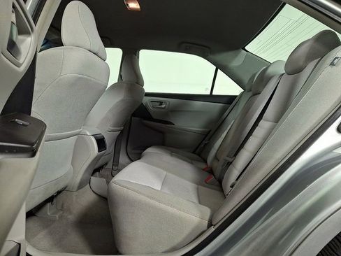 Used 2015 Toyota Camry LE FWD image 13