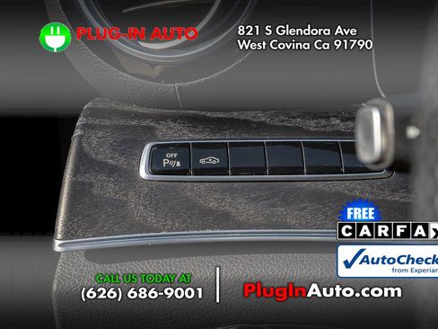 Used 2019 Mercedes-Benz E 53 AMG 4MATIC Sedan w/ Parking Assistance Package image 25