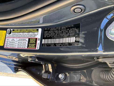 Used 2025 Toyota Camry LE image 37