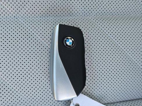 Used 2025 BMW X5 sDrive40i w/ Executive Package RWD image 37