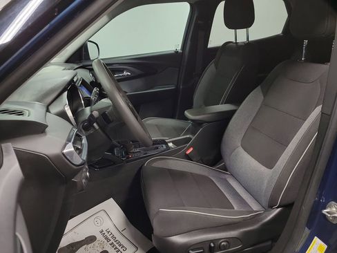 Used 2021 Chevrolet TrailBlazer LT w/ Convenience Package image 13