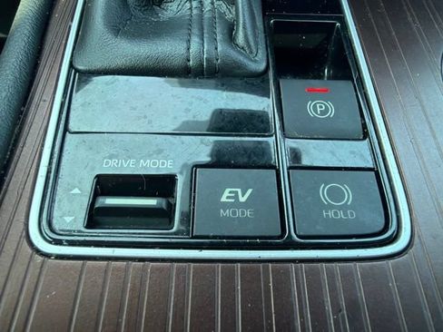 Used 2021 Toyota Sienna XLE FWD image 41