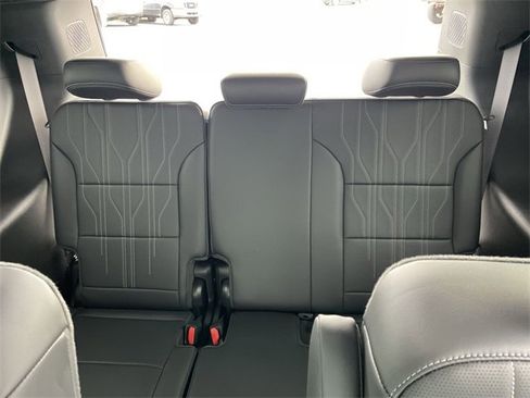 New 2025 Buick Enclave Avenir w/ Super Cruise Package image 24