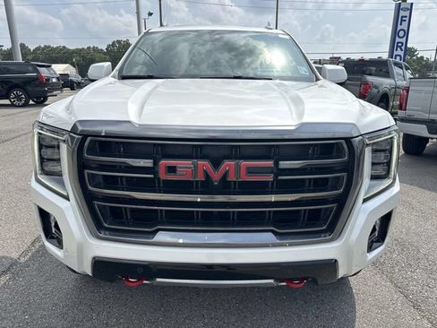 Used 2021 GMC Yukon XL AT4 w/ AT4 Premium Plus Package AWD/4WD image 2