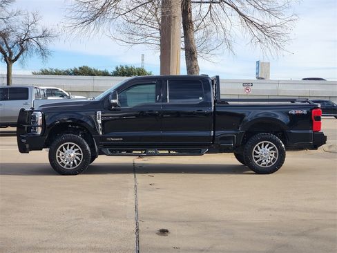 Used 2023 Ford F250 Lariat w/ Snow Plow/Camper Package image 4