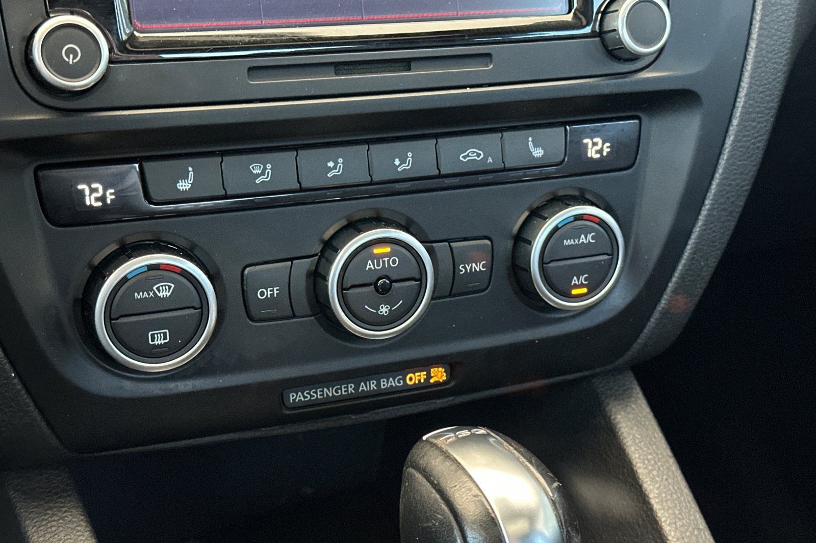 Used 2014 Volkswagen Jetta GLI Autobahn FWD image 17
