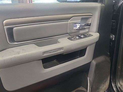 Used 2019 RAM 1500 Big Horn AWD/4WD image 11