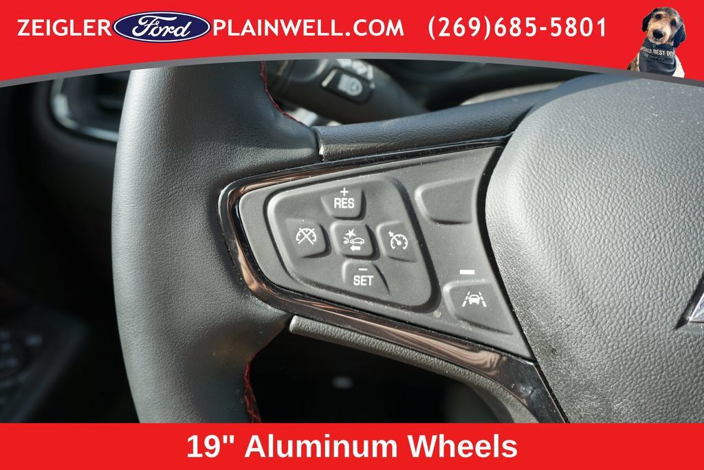 Used 2023 Chevrolet Equinox RS w/ LPO, Floor Liner Package FWD image 22