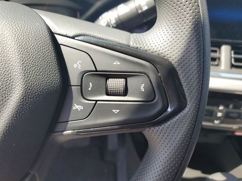 Used 2026 Chevrolet Trax LT image 29