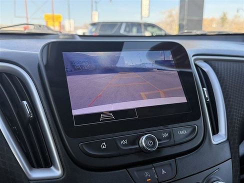 Used 2023 Chevrolet Malibu LT image 24