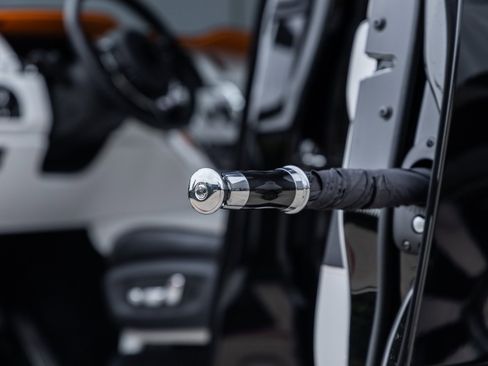 Used 2024 Rolls-Royce Cullinan image 17