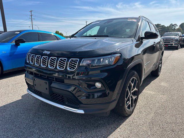 Used 2025 Jeep Compass Limited AWD/4WD image 1