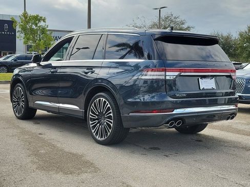 Certified 2022 Lincoln Corsair Reserve w/ Equipment Group 201A image 4