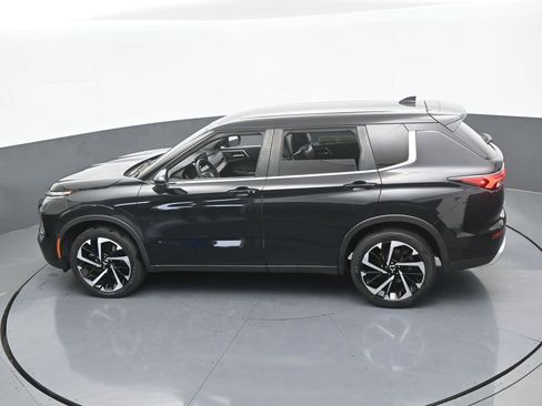 Used 2022 Mitsubishi Outlander SE image 55