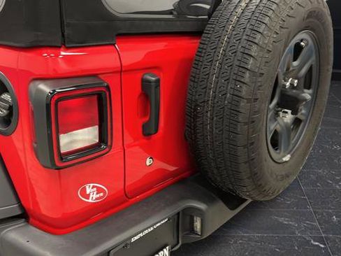 Used 2024 Jeep Wrangler Sport AWD/4WD image 36