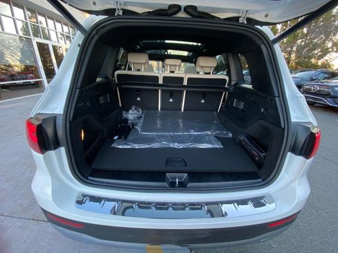 New 2026 Mercedes-Benz GLB 250 4MATIC image 15