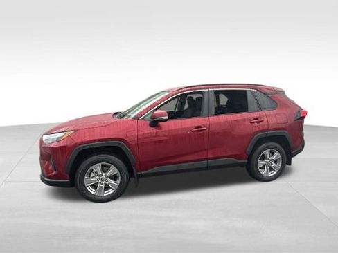 Used 2024 Toyota RAV4 XLE w/ Convenience Package image 4