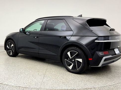 Used 2025 Hyundai Ioniq 5 SEL image 7