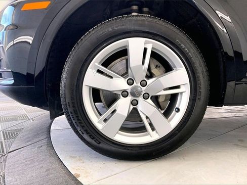 Used 2019 Audi Q5 2.0T Premium Plus w/ Premium Plus Package image 9