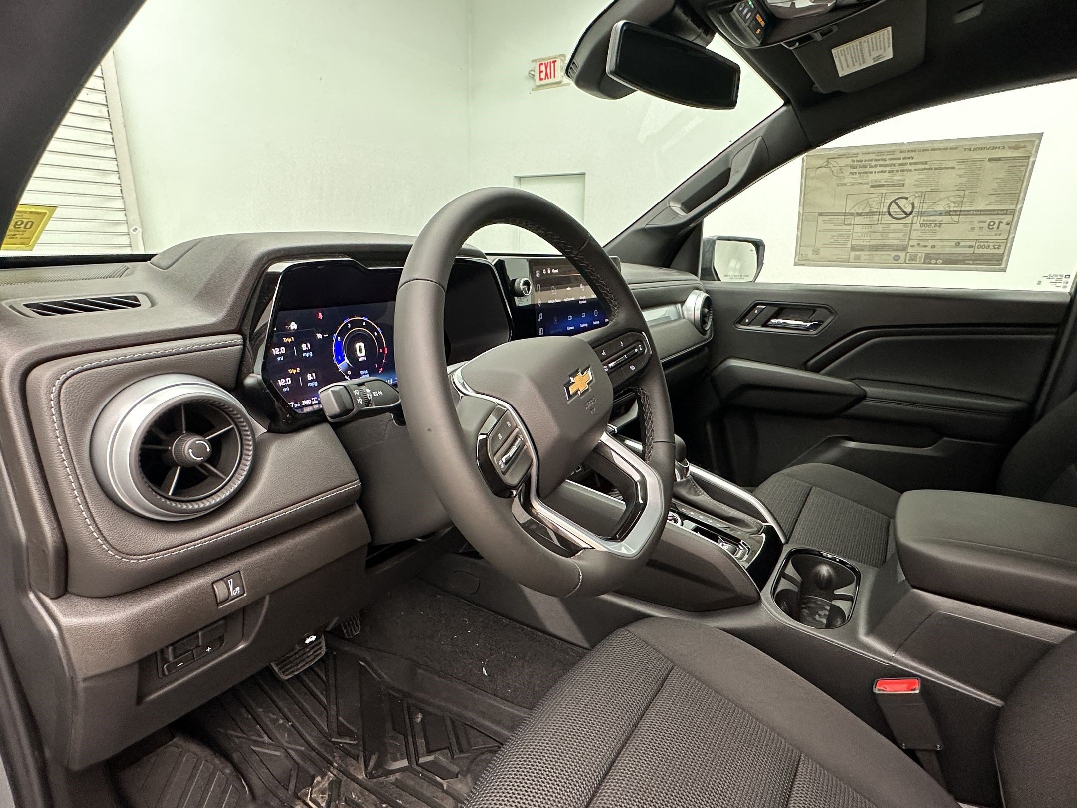 New 2026 Chevrolet Colorado LT w/ Advanced Trailering Package AWD/4WD image 4