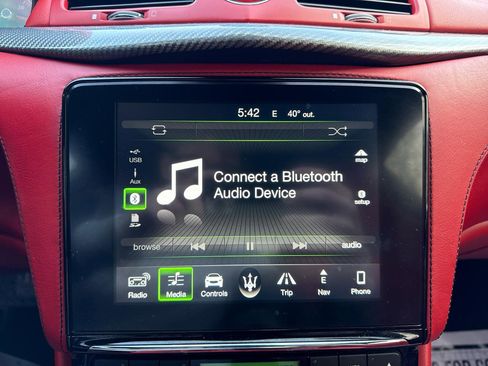 Used 2018 Maserati GranTurismo Sport image 31