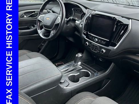 Used 2018 Chevrolet Traverse LT image 5