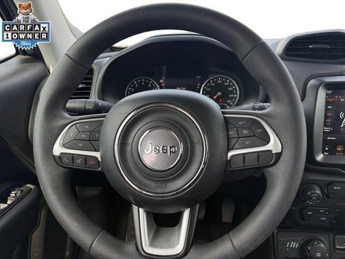 Used 2023 Jeep Renegade Latitude AWD/4WD image 12