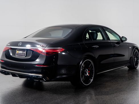 Used 2025 Mercedes-Benz S 63 AMG S w/ AMG Night Package image 10