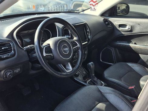 Used 2021 Jeep Compass Limited AWD/4WD image 8