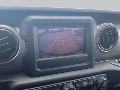 Used 2020 Jeep Wrangler Unlimited Sport S AWD/4WD image 27