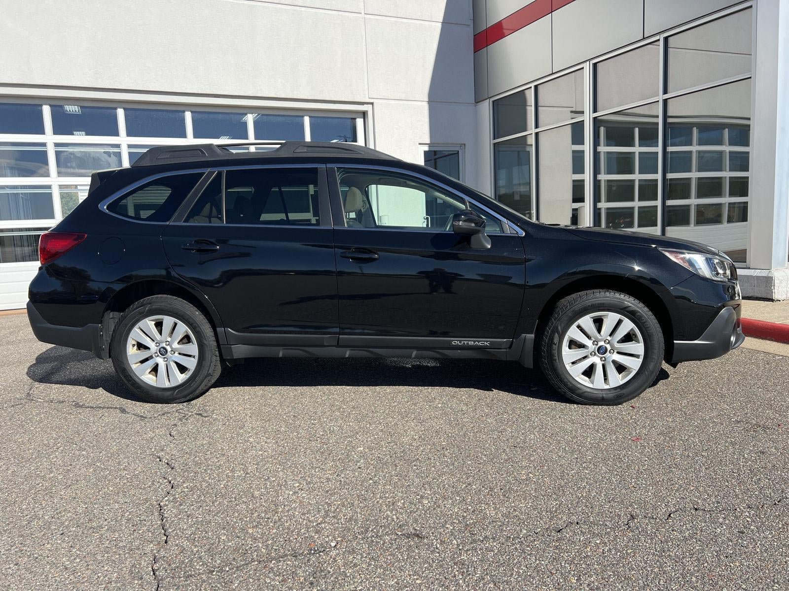 Used 2018 Subaru Outback 2.5i Premium AWD/4WD image 23