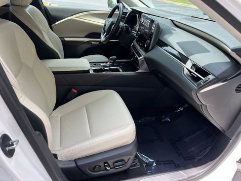 Used 2024 Lexus RX 350 FWD w/ Technology Package image 13