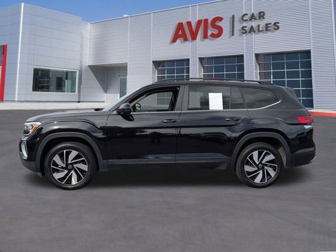Used 2024 Volkswagen Atlas SE image 10