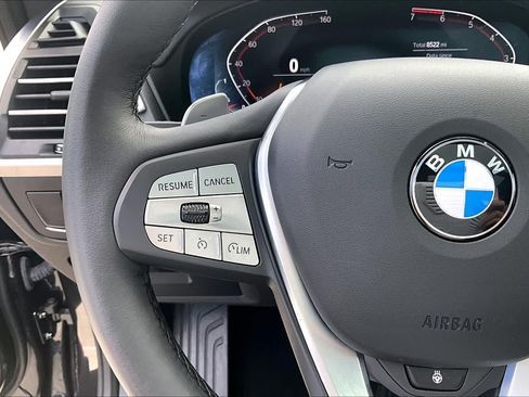 Used 2025 BMW X4 xDrive30i AWD/4WD image 20