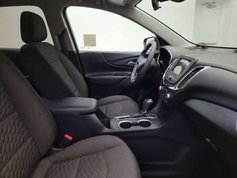 Used 2019 Chevrolet Equinox LT image 21