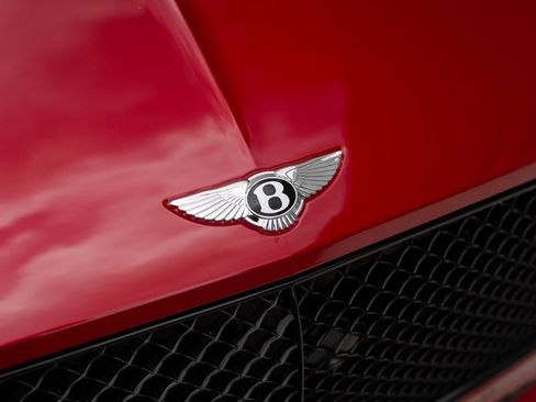 Used 2024 Bentley Continental GT image 32