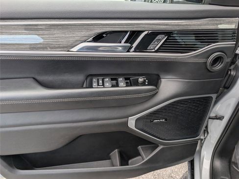 Used 2022 Jeep Wagoneer Series II image 20