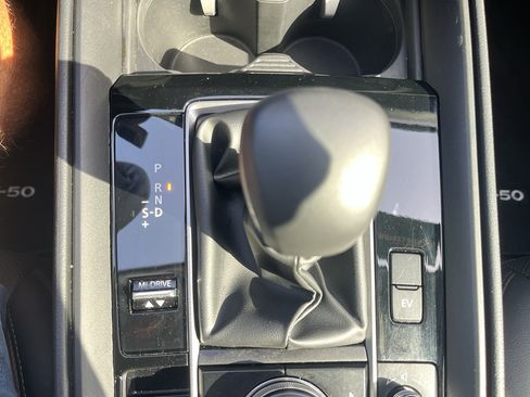Used 2025 MAZDA CX-50 AWD 2.5 Hybrid w/ Premium Pkg image 24