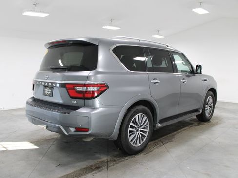 Used 2024 Nissan Armada SL image 10