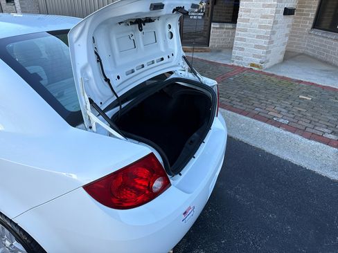 Used 2005 Chevrolet Cobalt LS image 16
