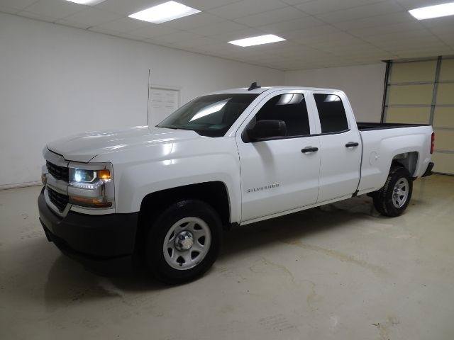 Used 2017 Chevrolet Silverado 1500 W/T RWD image 3