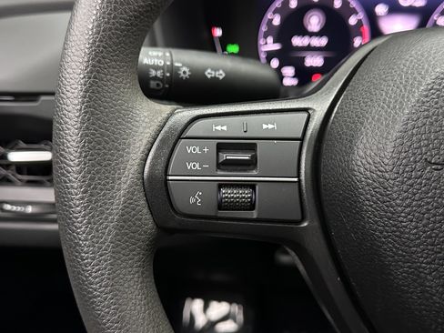 Used 2025 Honda Accord SE image 22