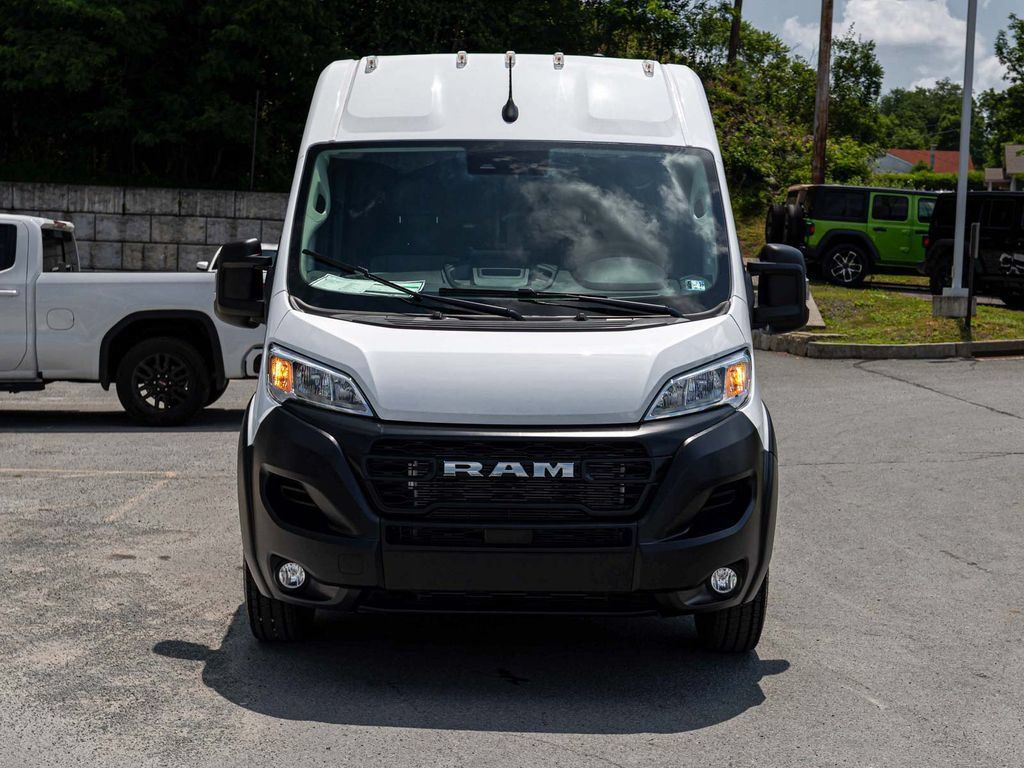 New 2026 RAM ProMaster 2500 w/ Premium Convenience Group FWD image 2