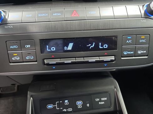 New 2026 Hyundai Kona Limited FWD image 21