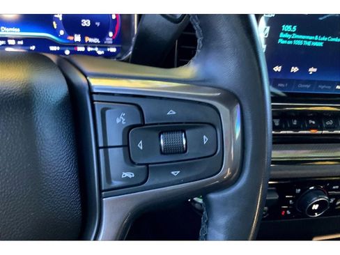 Used 2024 Chevrolet Silverado 2500 ZR2 w/ Technology Package image 21