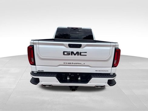 Used 2023 GMC Sierra 1500 Denali Ultimate AWD/4WD image 8