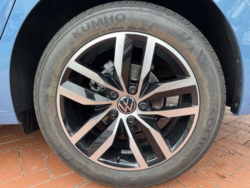 New 2026 Volkswagen Jetta SE FWD image 8