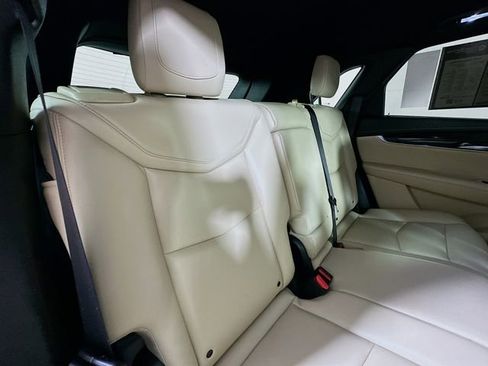 Used 2018 Cadillac XT5 AWD image 31