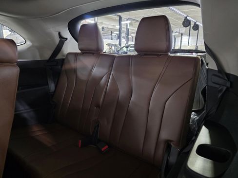 Used 2023 Acura MDX SH-AWD w/ Technology Package image 14